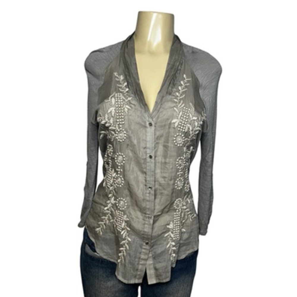 Tiny Blouse Womens Medium Gray Embroidered Floral V Neck Button Silk Blend